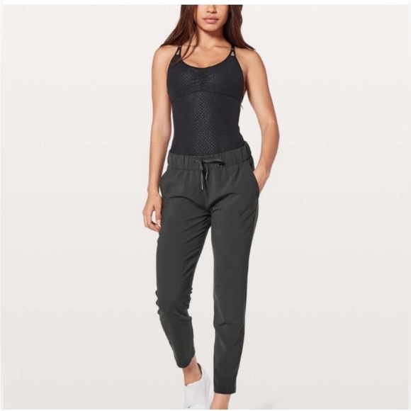 Lululemon The Easy bodysuit black thong small s 4 cross back built in bra - Picture 4 of 9